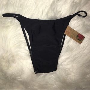 4 SL bikini bottoms